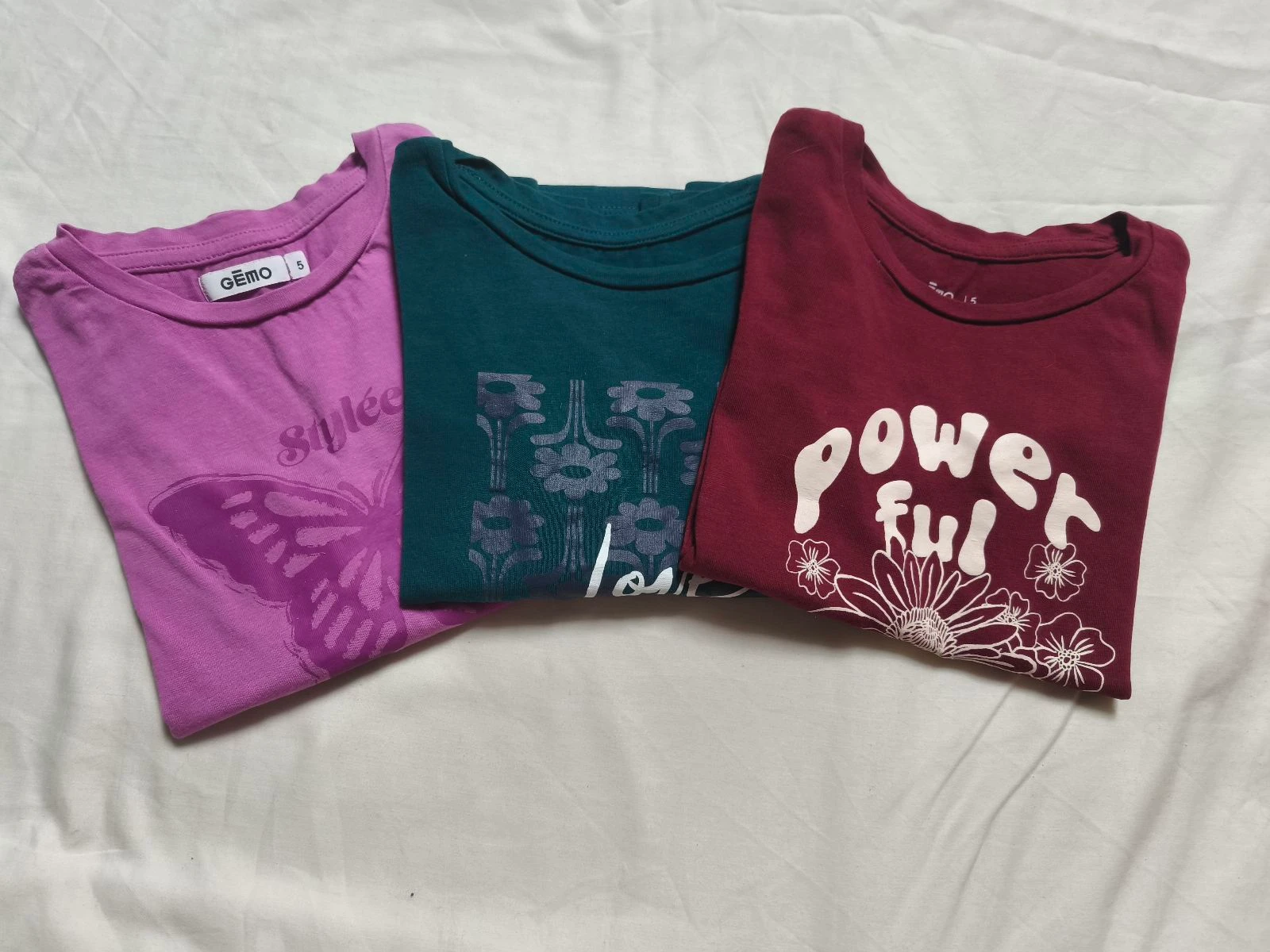 Lot of 3 girls' long-sleeve t-shirts (5 years old) – photo 2